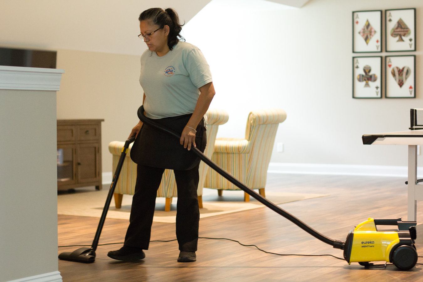 A Guide to Hiring Independent vs. Local vs. Franchise House Cleaners ...